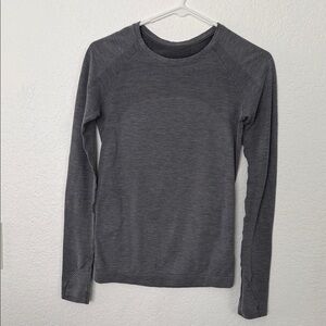 lululemon athletica Charcoal Long Sleeve Top